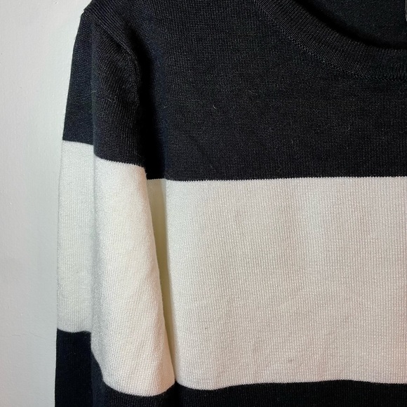 Ampersand & Ave black and off white block stripe sweater XL - Picture 3 of 13